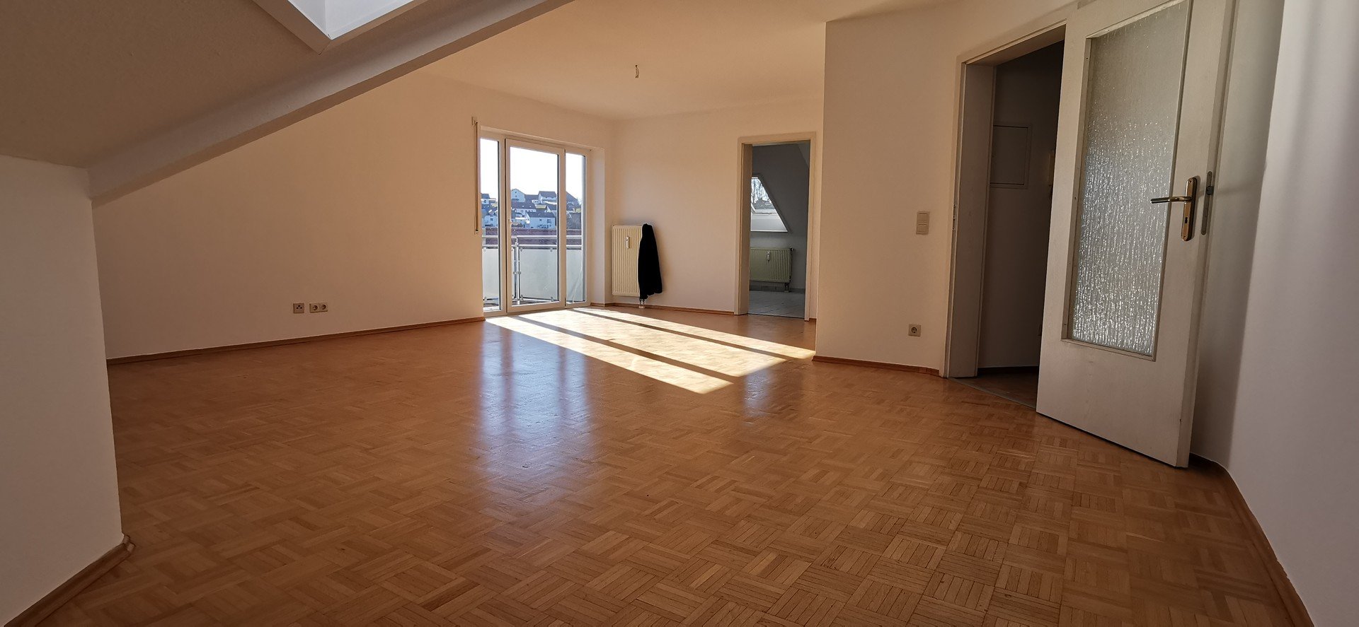 Helle und großzügige 2-Zimmer-Wohnung in Passau Rittsteig/Neustift ---provisionsfrei---