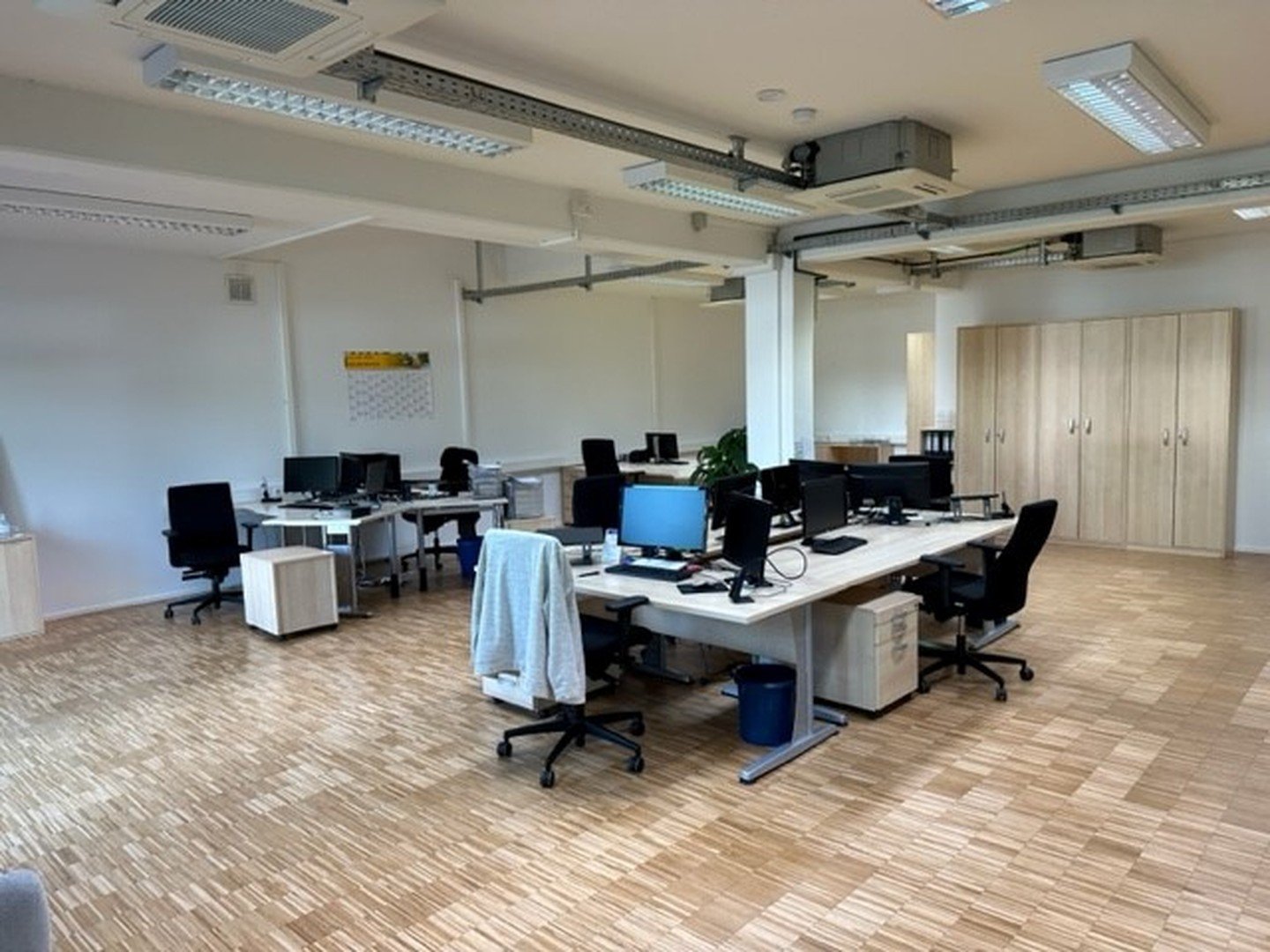 Büro / Gewerbefläche im Rohrbach in Friedrichshafen auf Wunsch mit Möbel