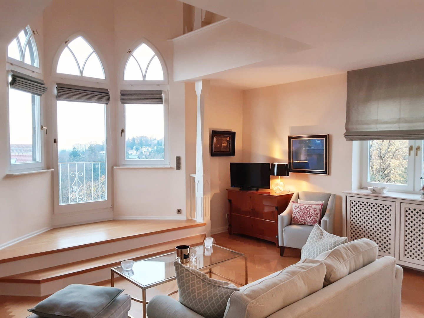 Stilvolle Maisonette-Wohnung mit traumhaftem Panoramablick über Baden-Baden
