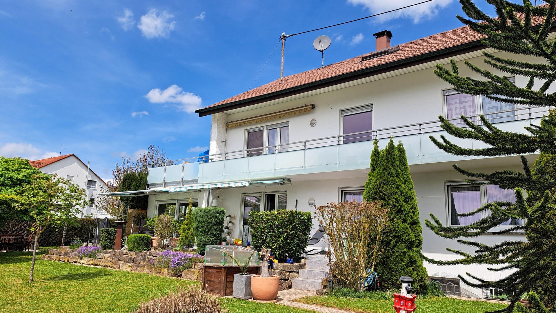 Freistehendes 3-Familienhaus in schöner Lage in Maichingen (Privatverkauf – provisionsfrei)