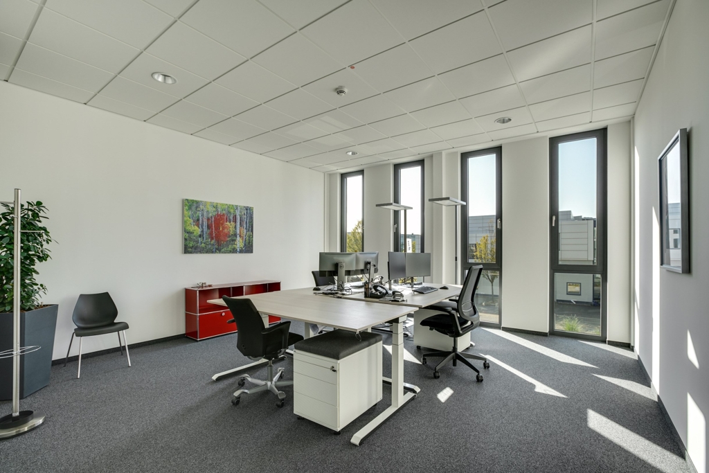 Exklusiv über Larbig&Mortag | Büros mit Dachterrasse