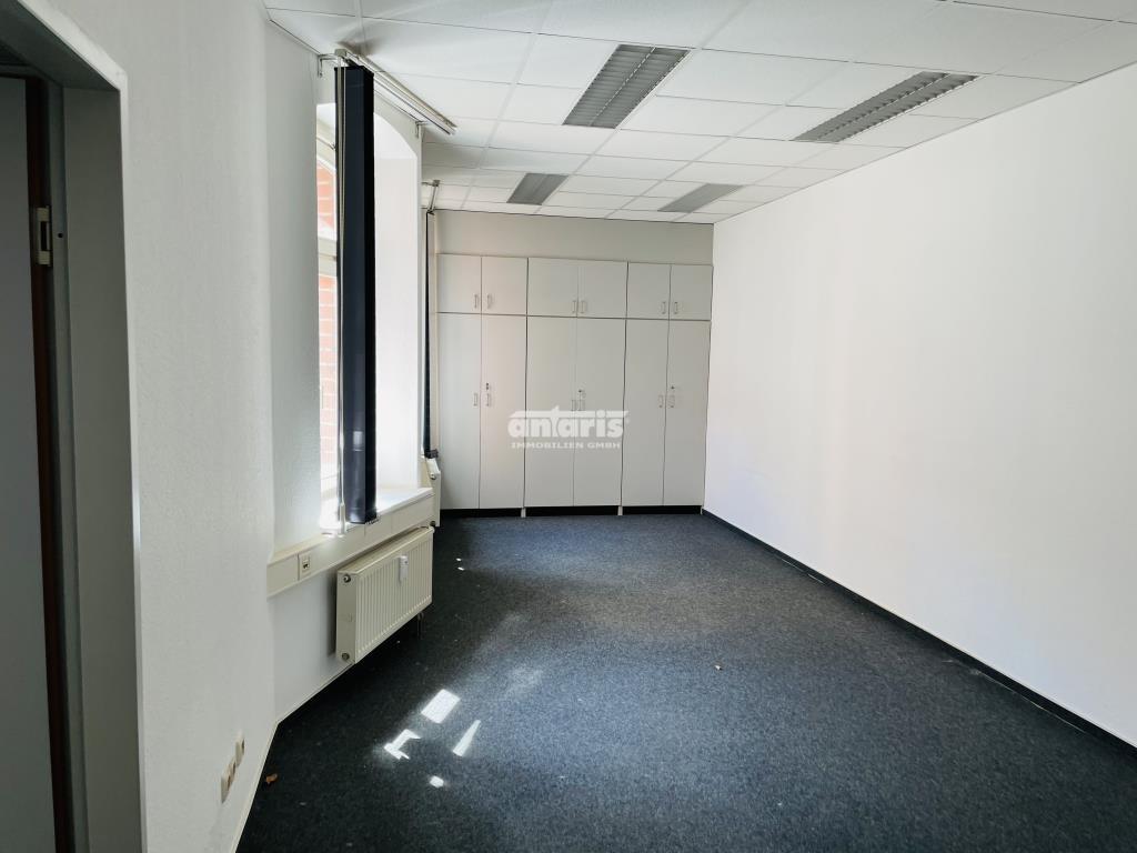 antaris Immobilien GmbH ** Zentrale, kleinteilige Bürovermietung - flexible Laufzeiten! **