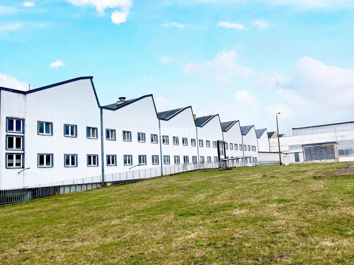 antaris Immobilien GmbH ** Autobahnnähe - 14.000 m² Kalthallenlager zu vermieten **