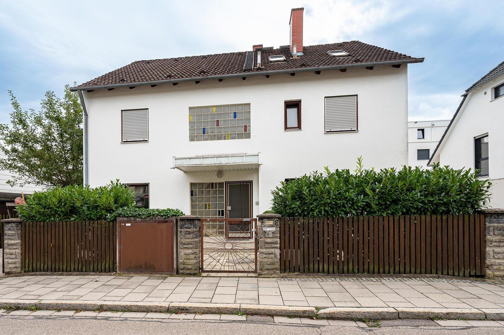 Komplettes Haus bei München möbliert für Monteure