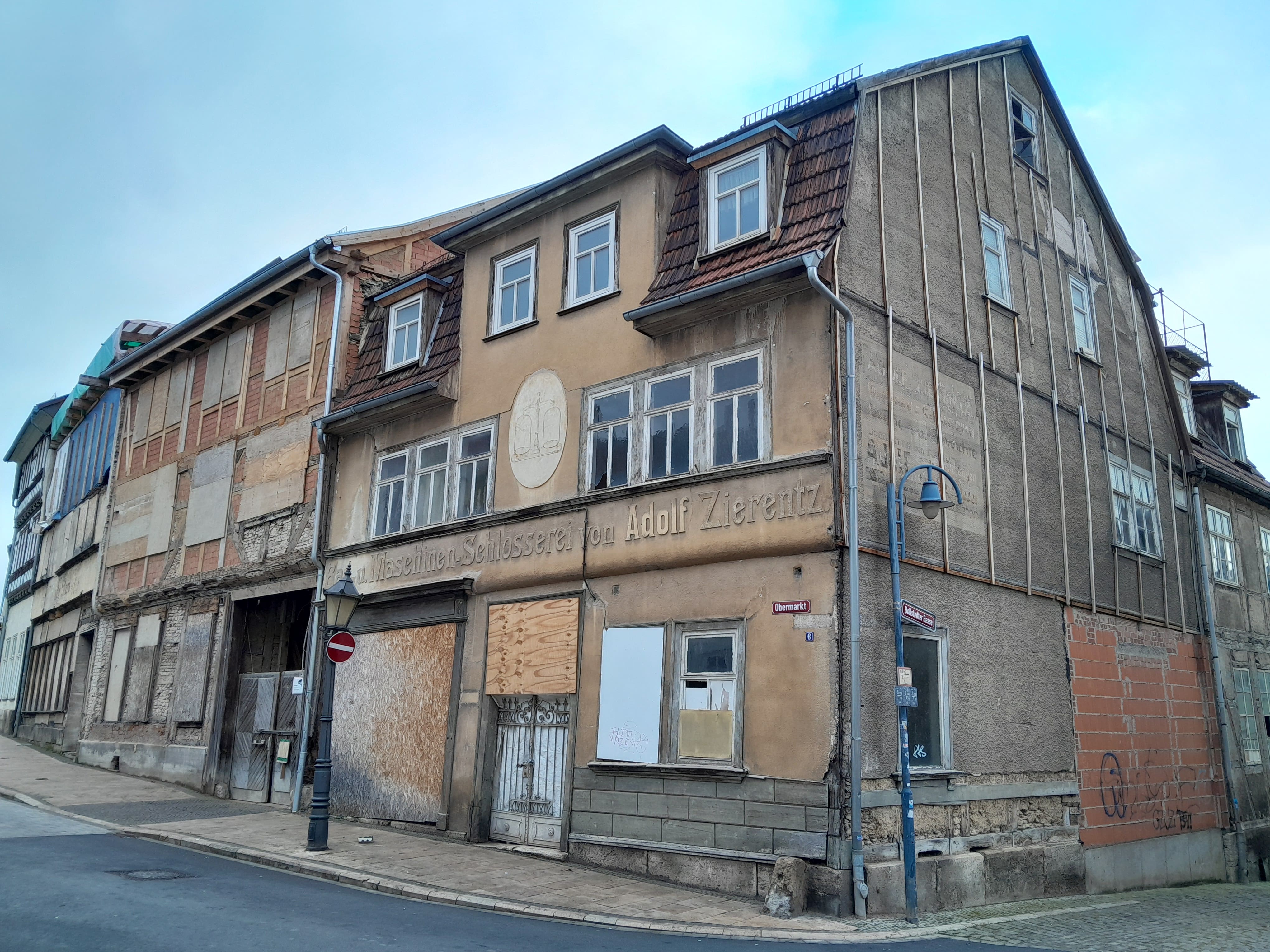 Ausschreibung von Grundstücken zwecks Veräußerung - Obermarkt 6 - 8