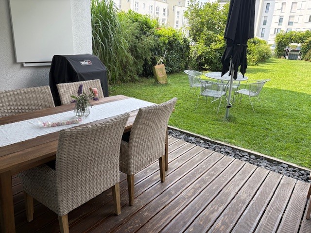 Helle 4 Zimmer Wohnung, Gartenidylle, Hanau Wolfgang, EBK, mit ELadesäule und EBK