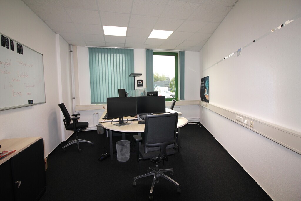 Klasse Büroräume im Gründerzentrum - Großzügige Raumeinheit