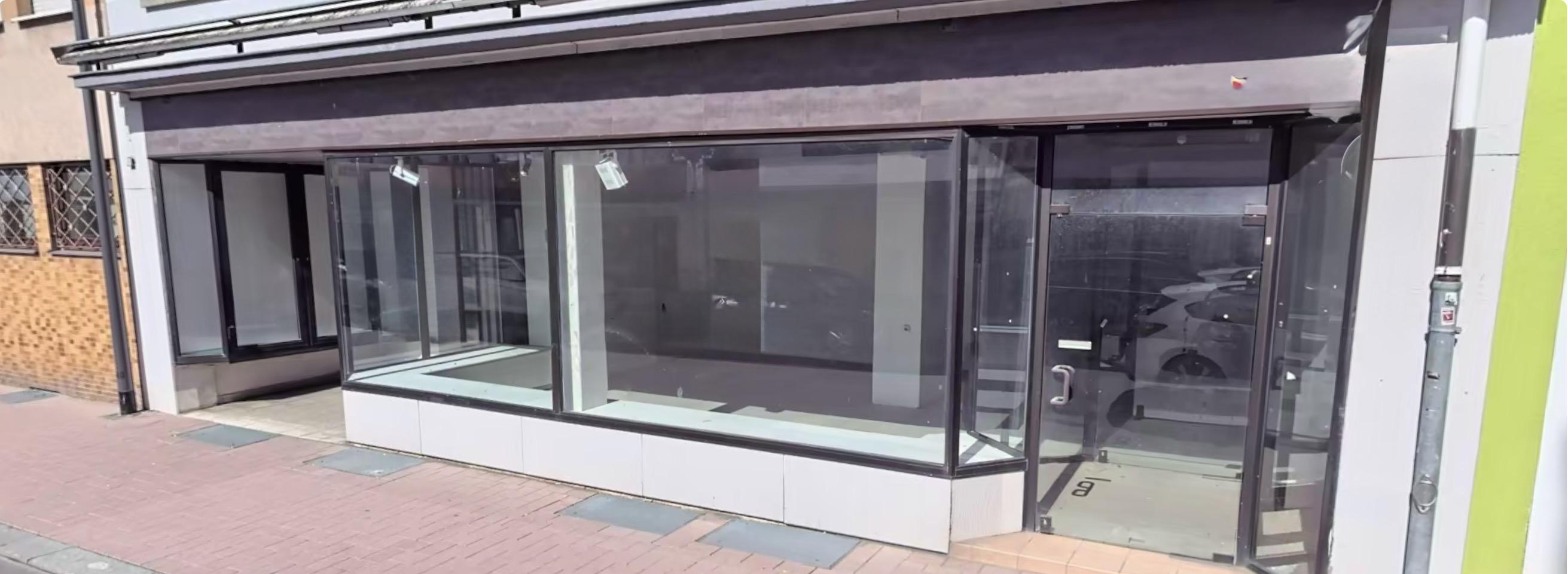 Ladenlokal, Büro, Ausstellung, Praxis 