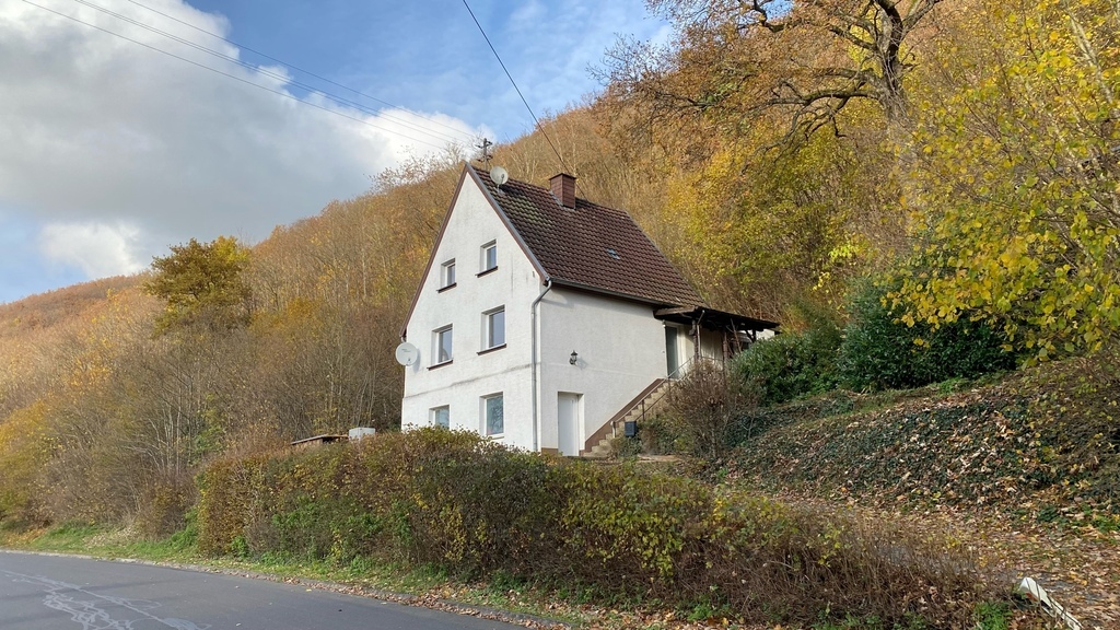 Sofort bezugsfertiges Einfamilienhaus in Ortsrandlage