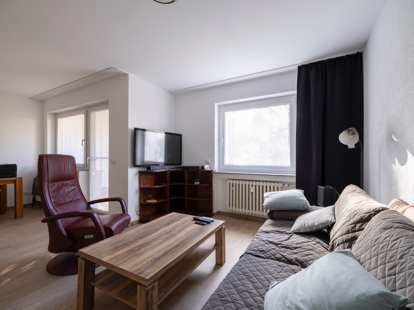 möblierte Wohnung in ruhiger Wohnungslage, vollständig renoviert