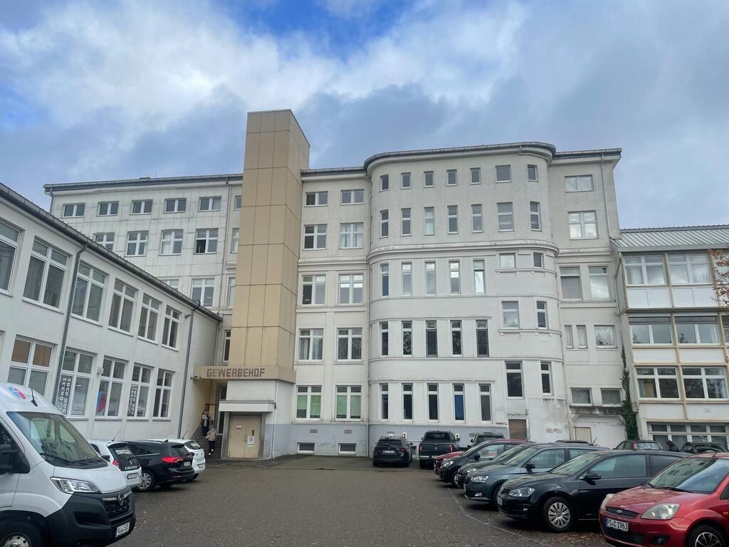 Attraktive Gewerbefläche in zentraler Lage – Sympatel Building, Pirmasens