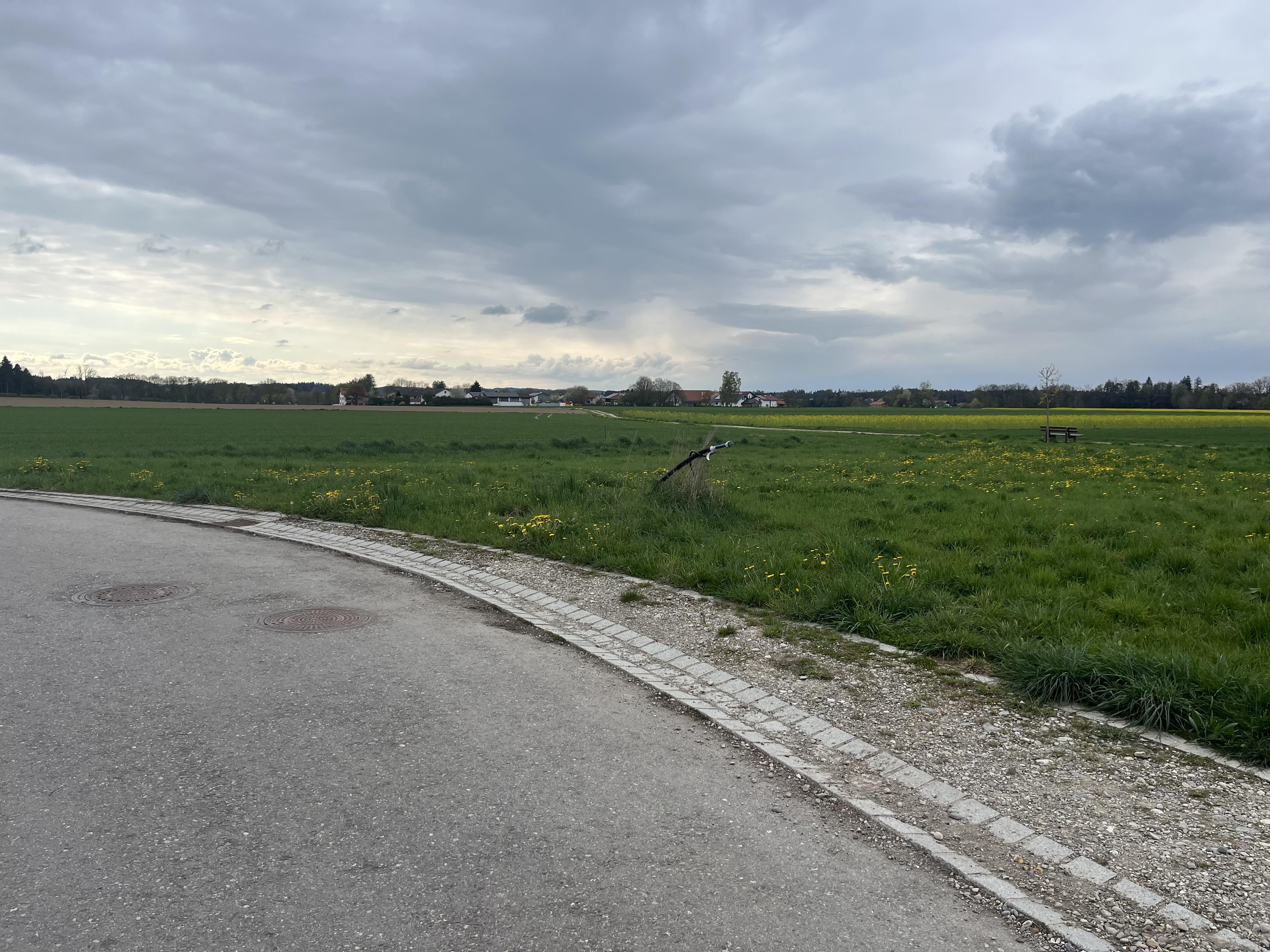 Baugrundstück - Ortsrand, kein Bauzwang, voll erschlossen