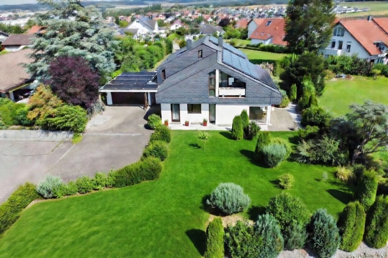 Eeinfamilienhaus Multifunktionales Wohn- und Renditeobjekt