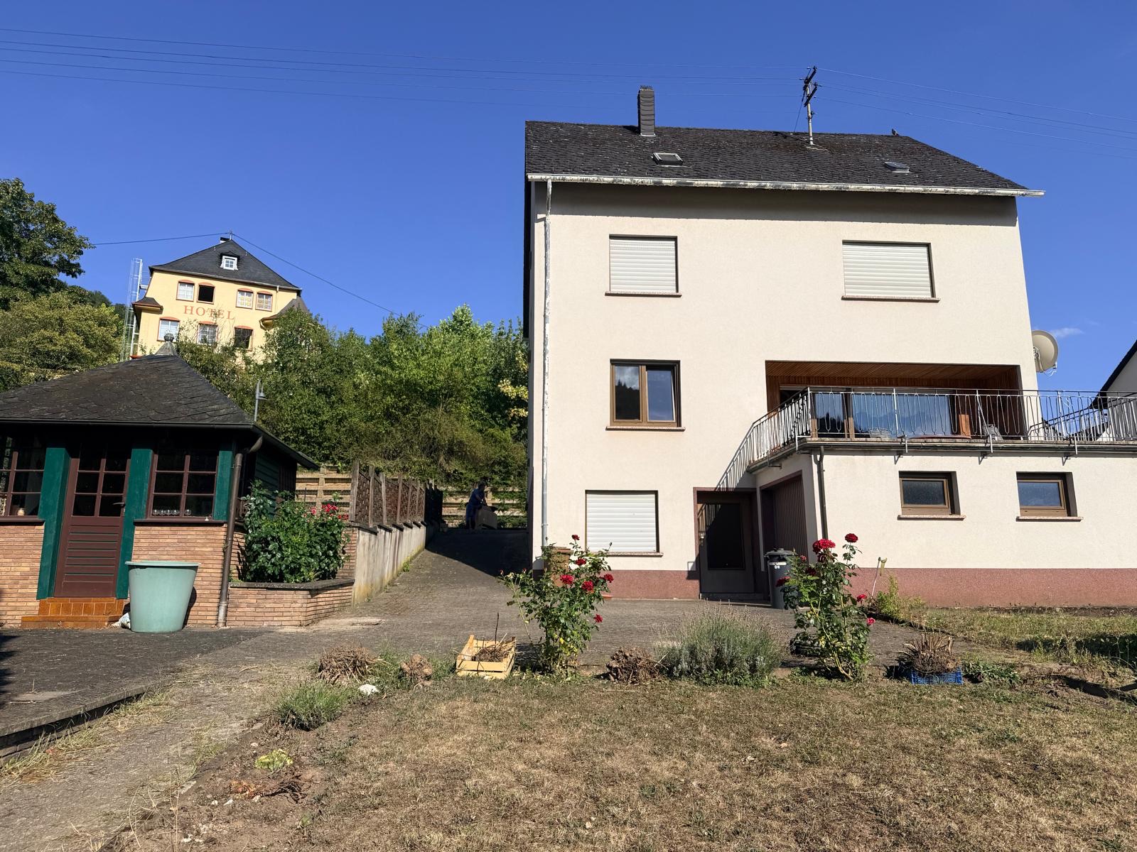 Einfamilienhaus in einmaliger Mosellage, hochwasserfrei